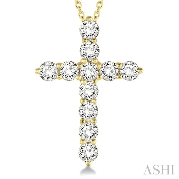 1 1/2 Ctw Round Cut Diamond Cross Pendant in 14K Yellow Gold with Chain