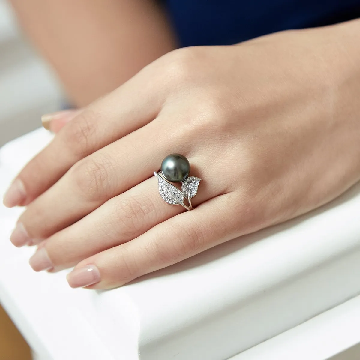 Black Tahitian Pearl & Diamond Hazakura Ring