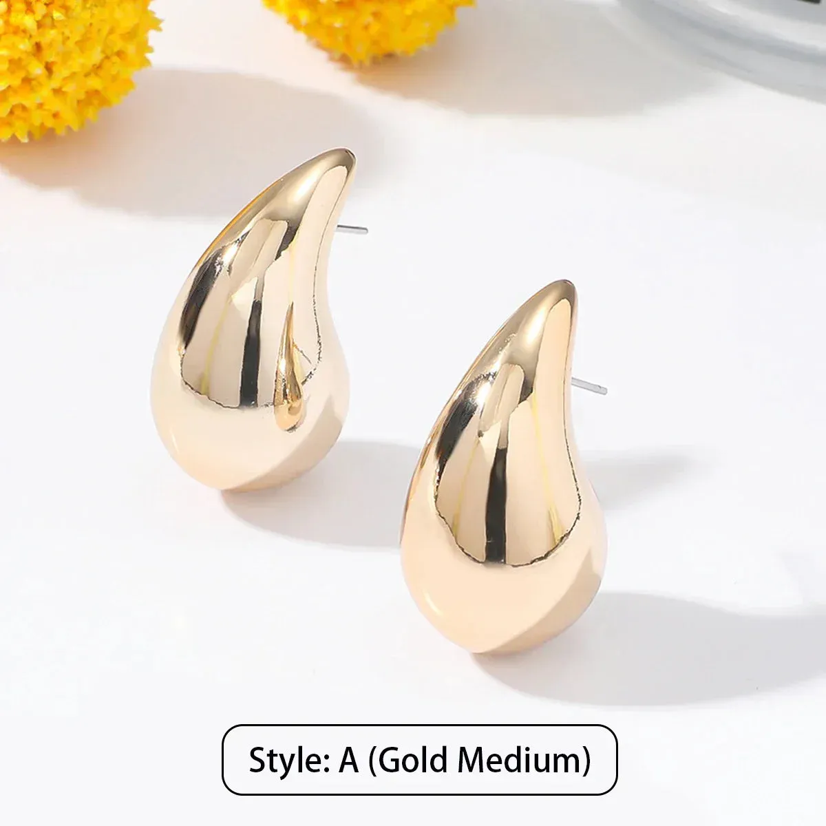 Golden Women's Water Drop Earrings Smooth Teardrop Earrings Lightweight Jewelry Wholesale