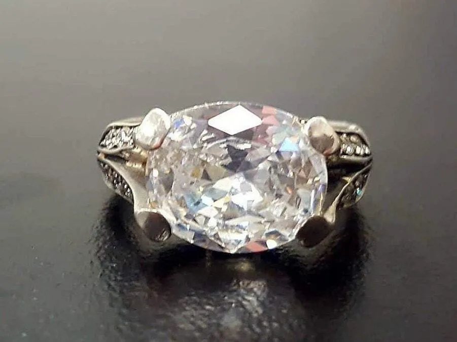 Large Diamond Ring - Sparkly Vintage Ring - Brilliant Diamond Ring