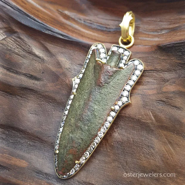 Sylva & Cie Greek Arrowhead With Diamonds